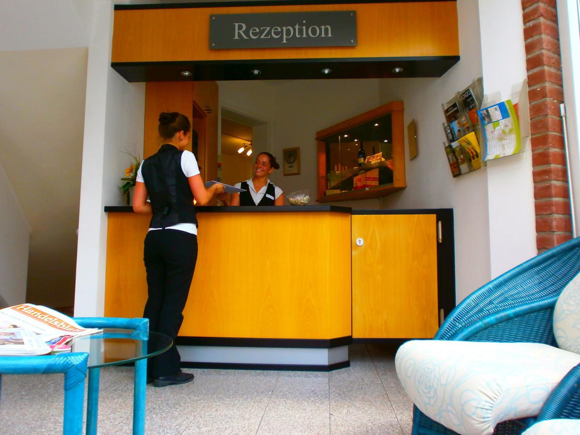 Hotel Am Braunen Hirsch Celle Buitenkant foto